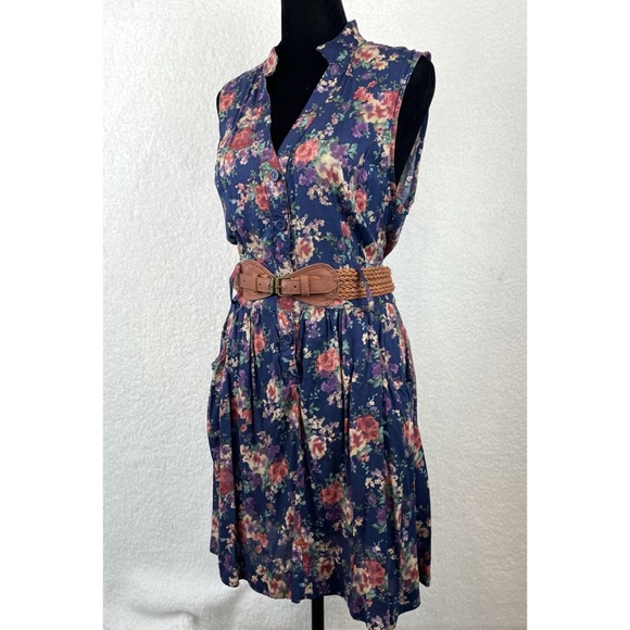 D’CLOSET • Floral Sleeveless Belted Mini Dress - Picture 2 of 14